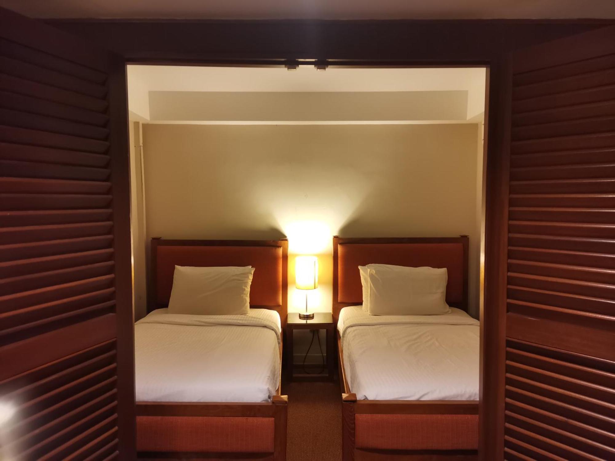 Hotel Seri Costa Malacca Exteriör bild