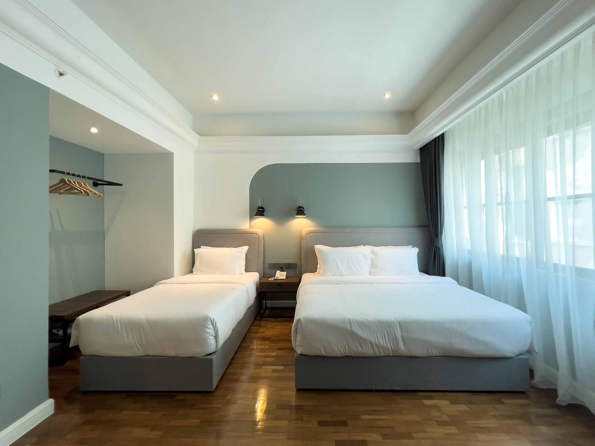 Hotel Seri Costa Malacca Exteriör bild