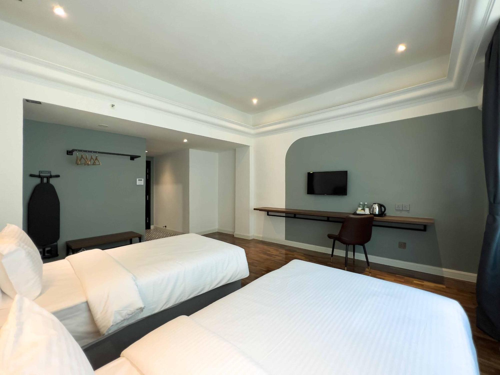 Hotel Seri Costa Malacca Exteriör bild