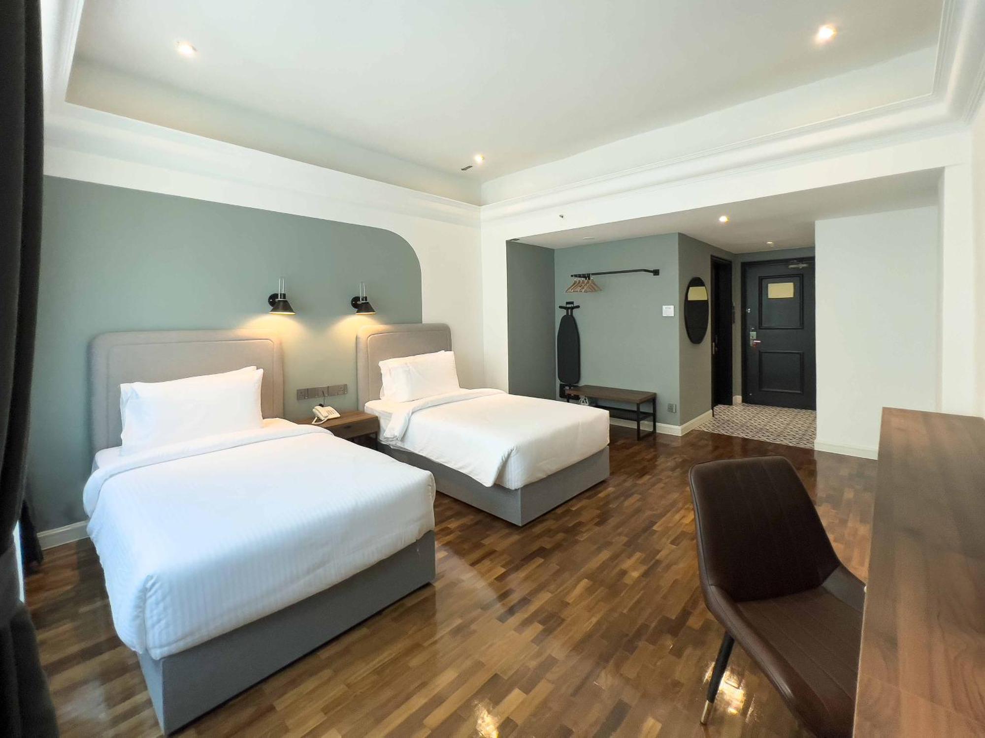 Hotel Seri Costa Malacca Exteriör bild