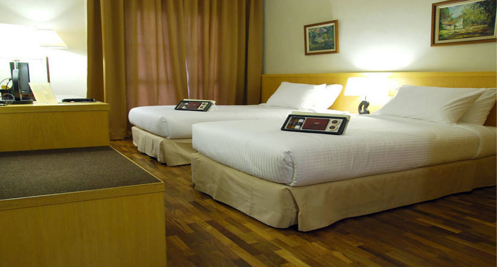 Hotel Seri Costa Malacca Exteriör bild